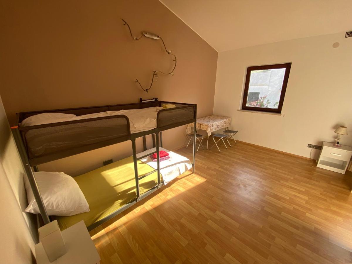 Cukon Holiday Home Premantura Exteriör bild
