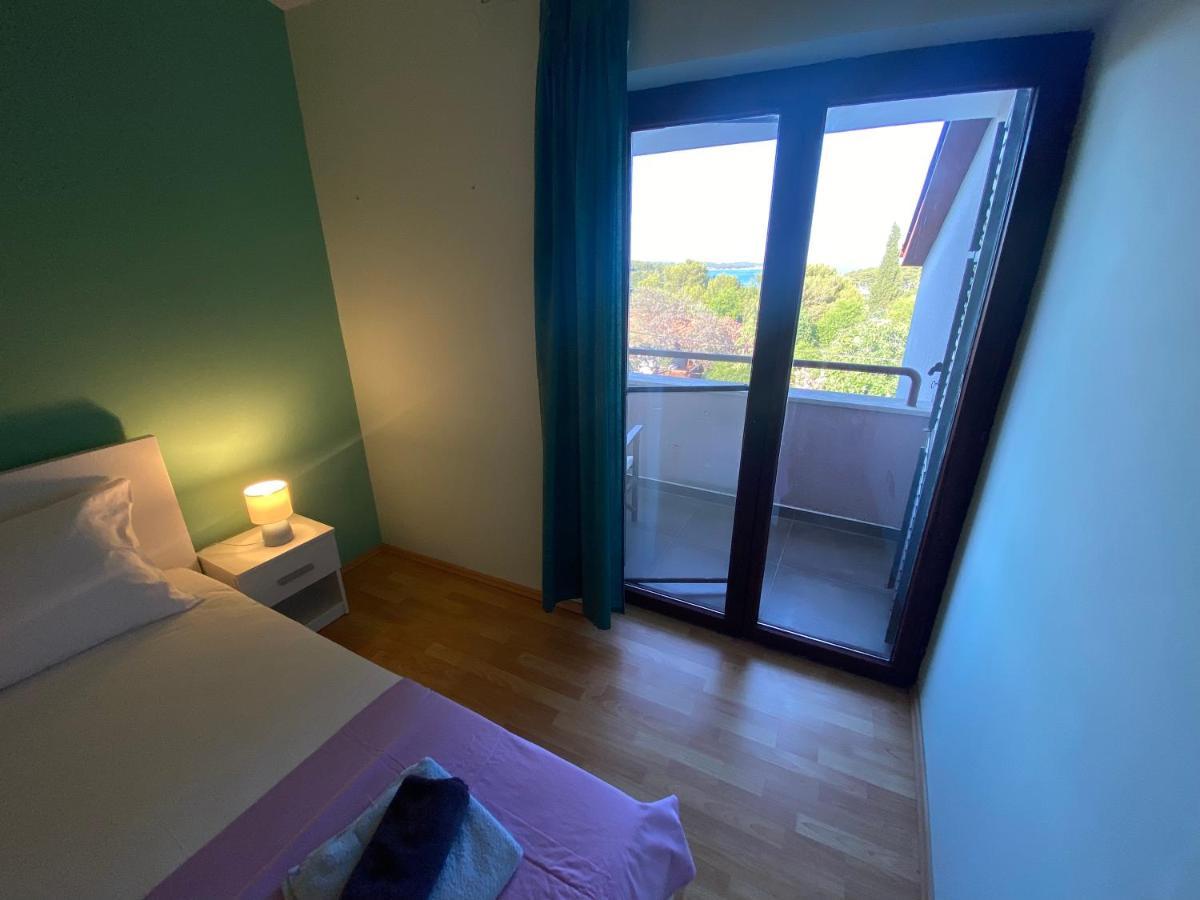 Cukon Holiday Home Premantura Exteriör bild