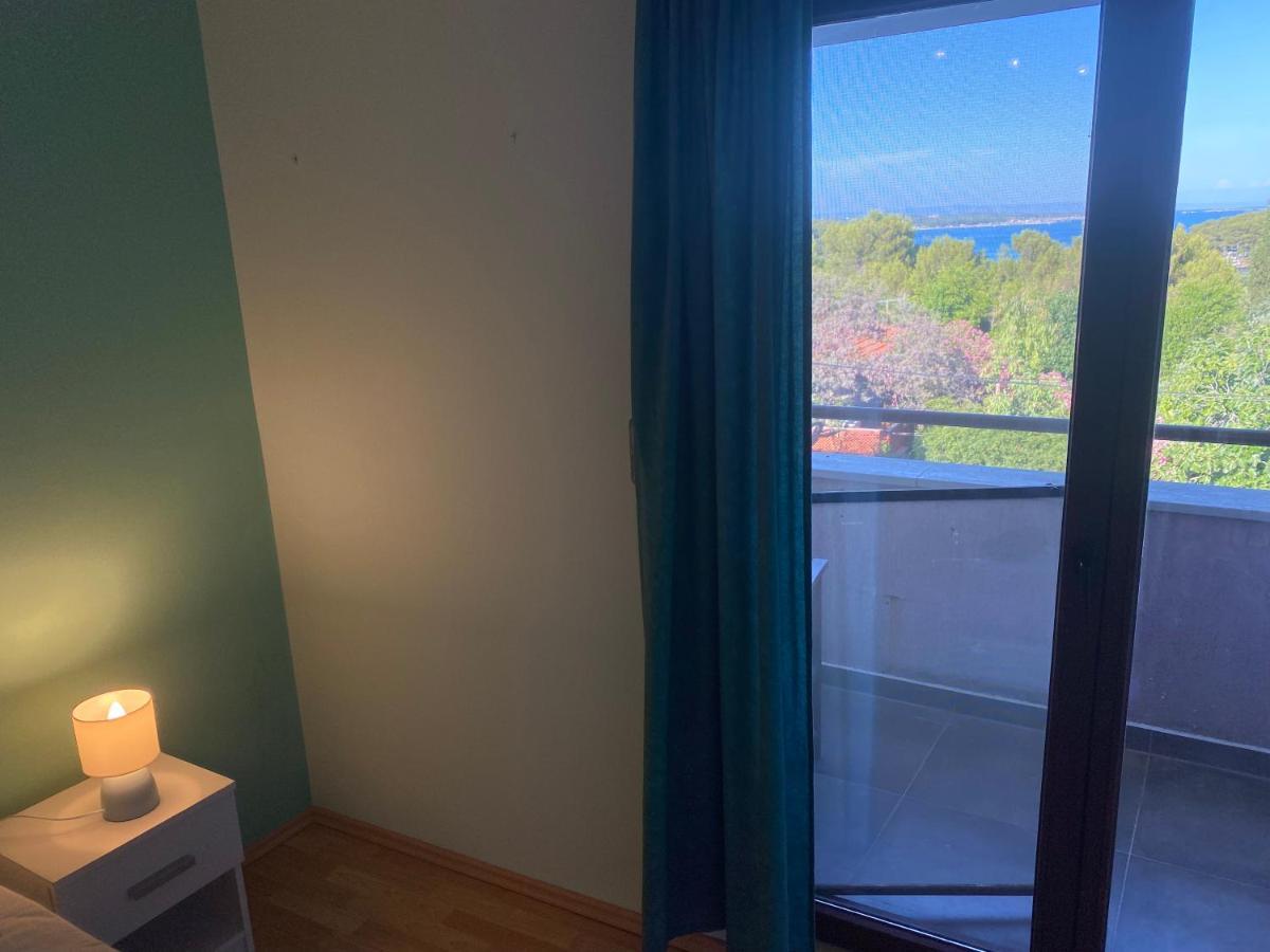 Cukon Holiday Home Premantura Exteriör bild