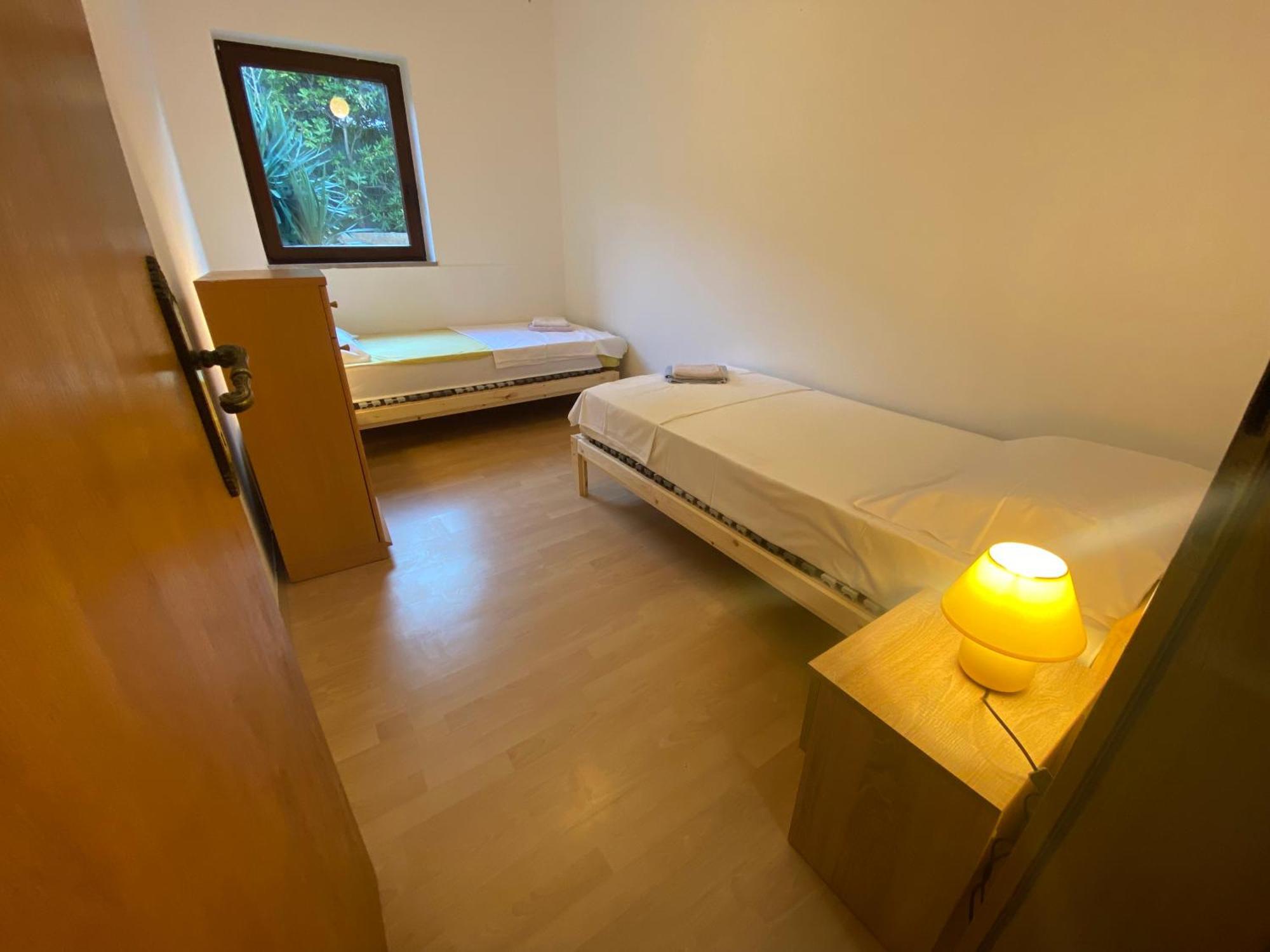 Cukon Holiday Home Premantura Rum bild